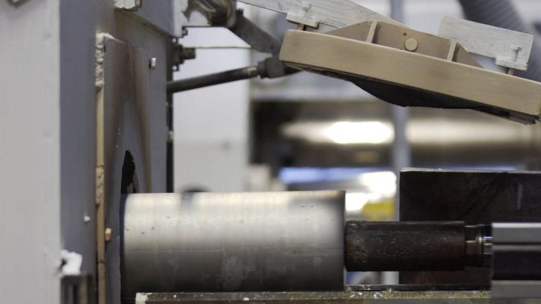 High Pressure Aluminum Extruder at FastPreci
